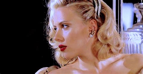 SCARLETT JOHANSSON GIF HUNT ♔